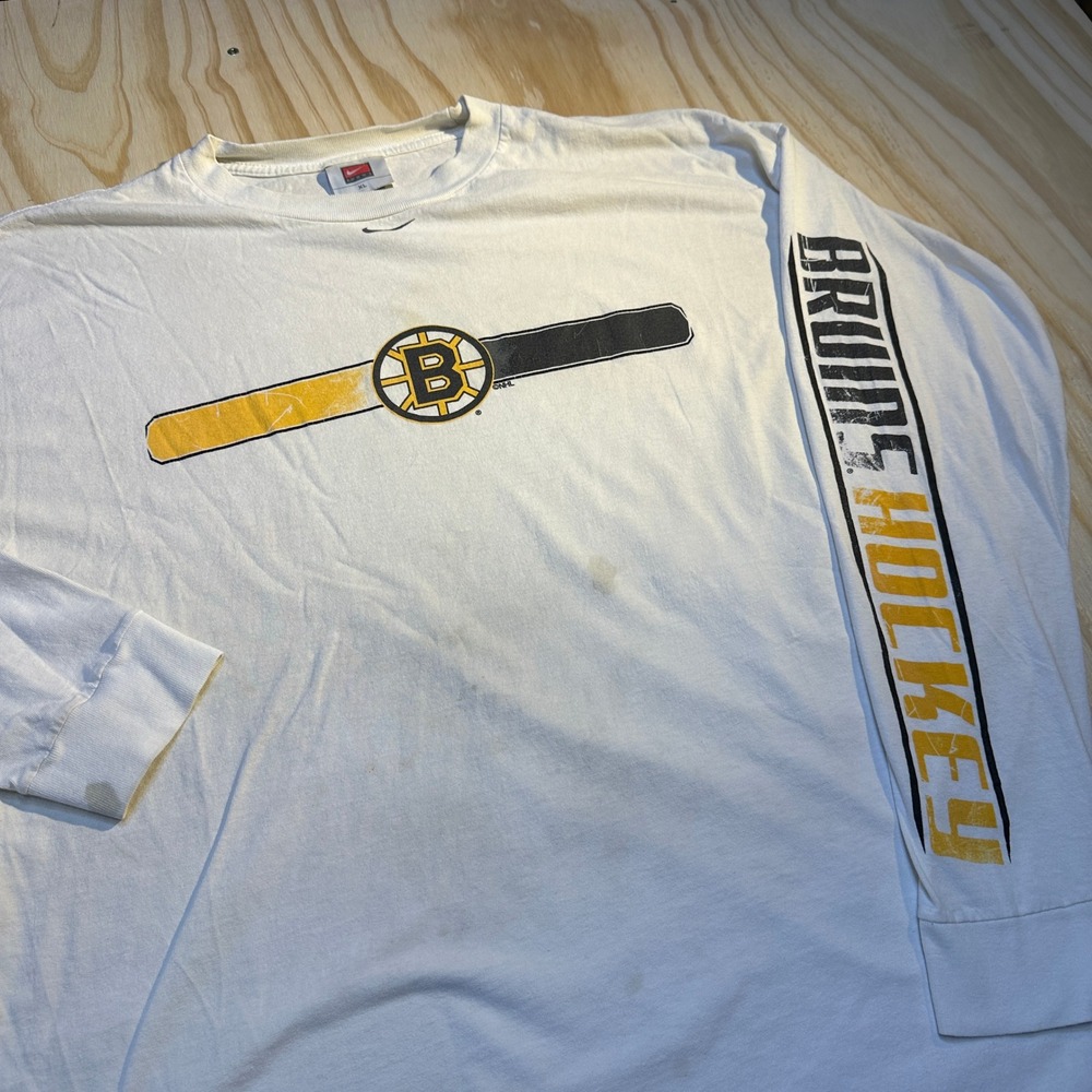 Nike Team Boston Bruins Long Sleeve Shirt Mens XL White NHL Hockey Graphic